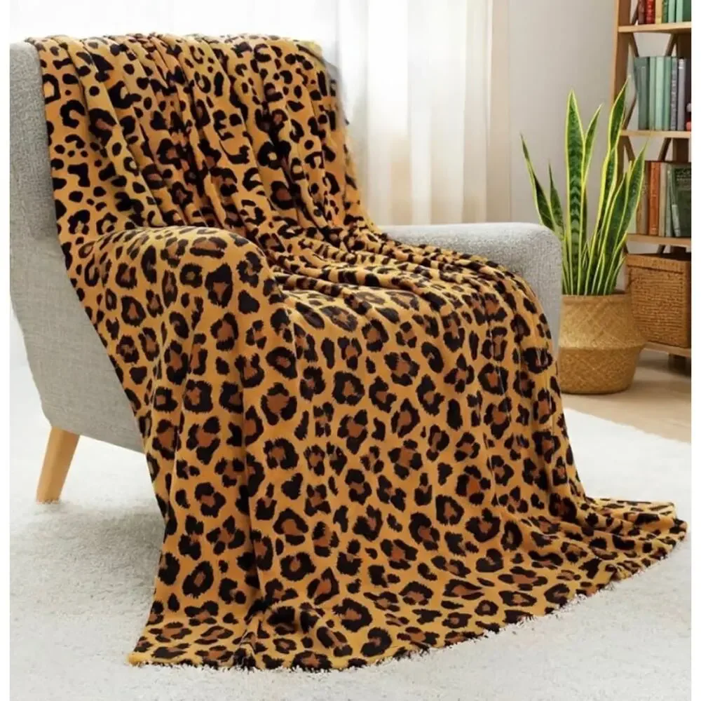 Hahafelt leopard print